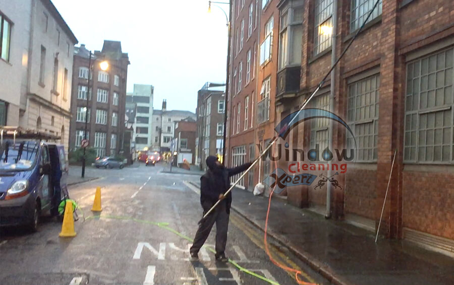 commercial window cleaner leicester