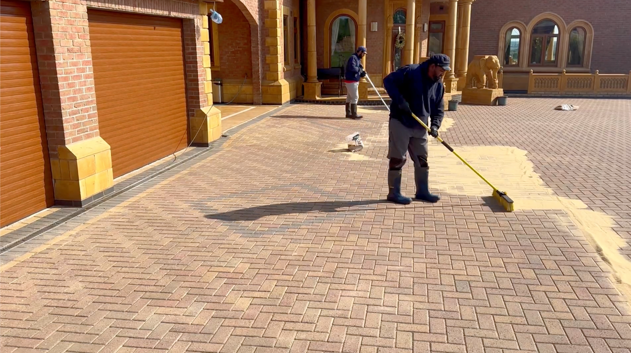 block paving cleaner