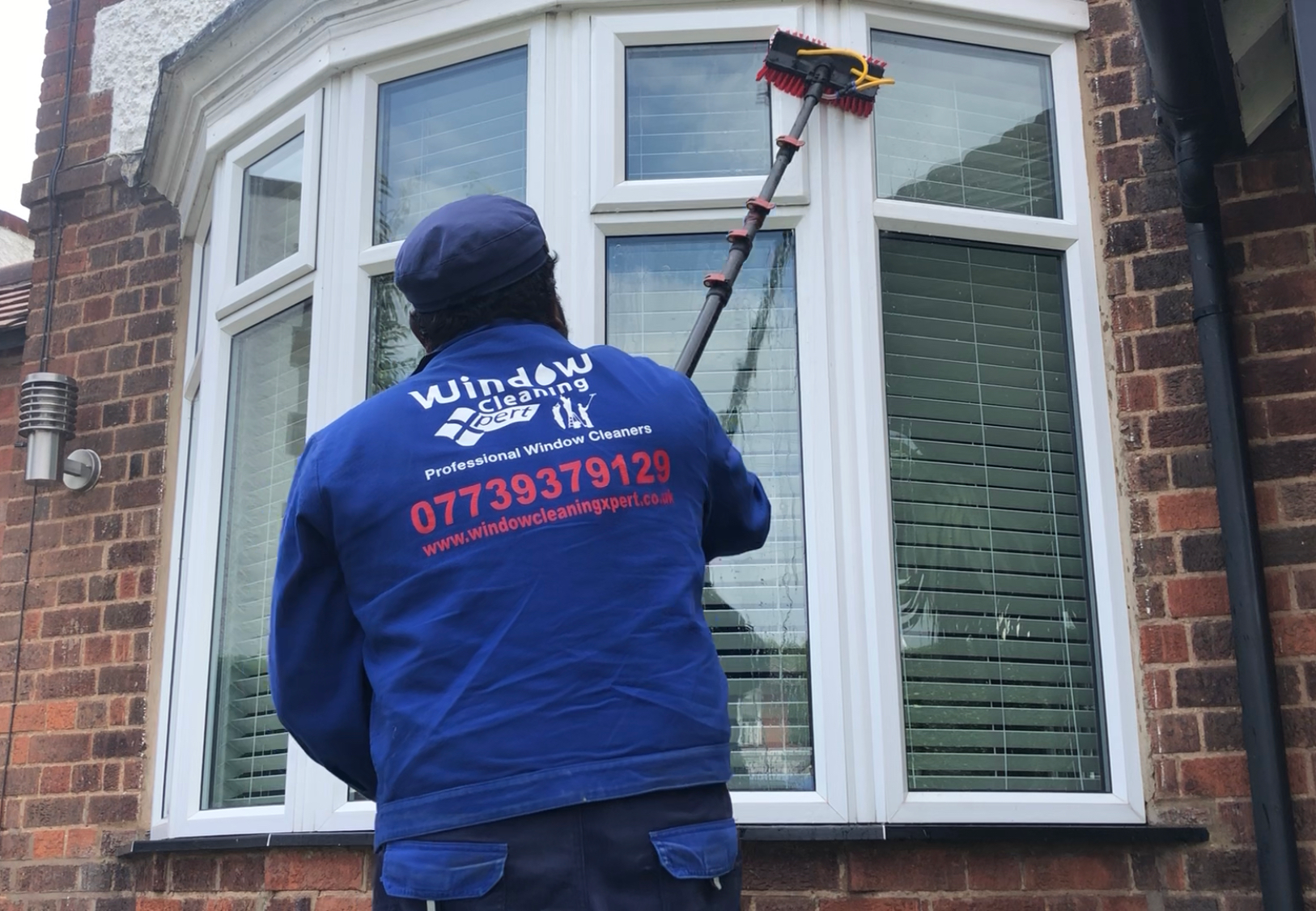 window cleaning leicester